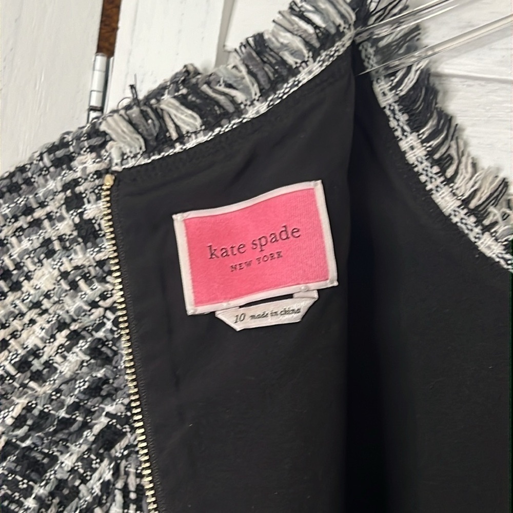 KATE SPADE l Flutter Sleeve Tweed Dress Black White Pockets Size 10 / Medium* - Picture 4 of 14